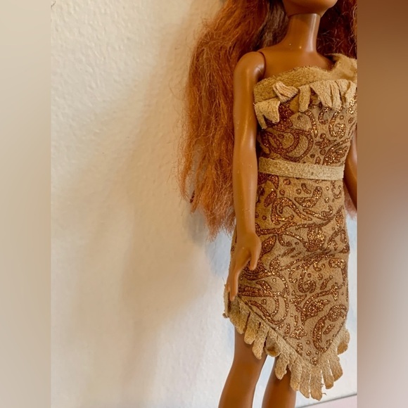 The Little Mermaid Live Action Ariel Doll Barbie Pocahontas Glitter Dress 2022 - Picture 4 of 8